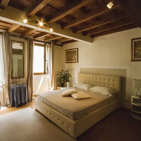 Apartment Ghibellina Florence